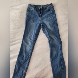 Old Navy Rockstar super skinny jeans - size 6